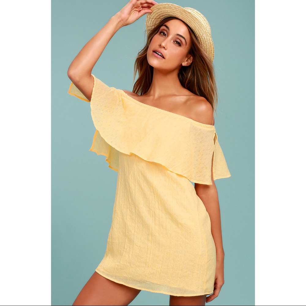 yellow lulu’s off the shoulder dress size small